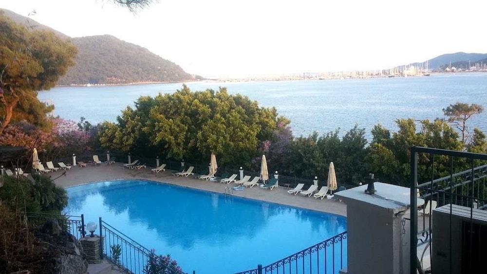 Club Bellamare Marmaris Buitenkant foto