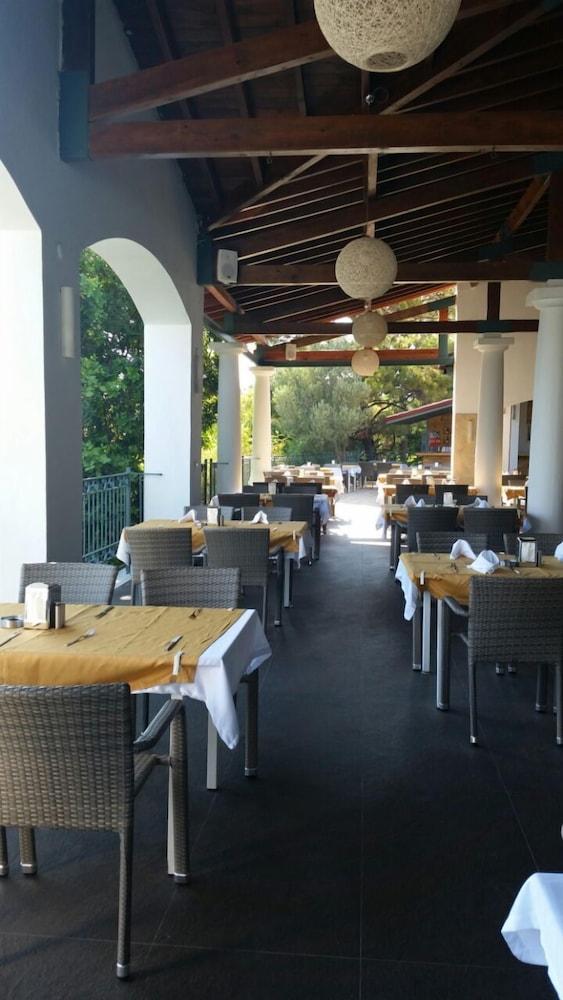 Club Bellamare Marmaris Buitenkant foto