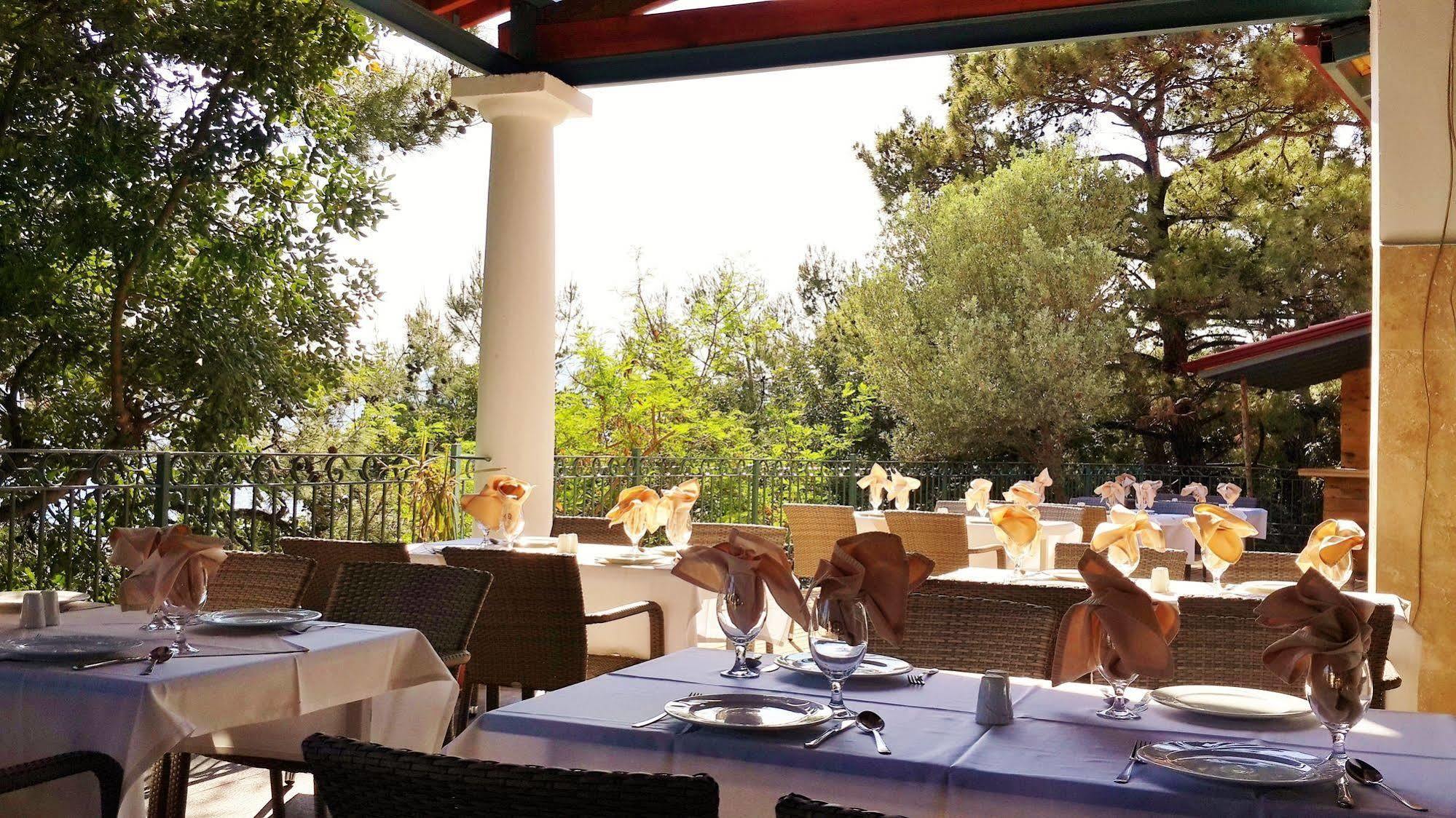 Club Bellamare Marmaris Buitenkant foto